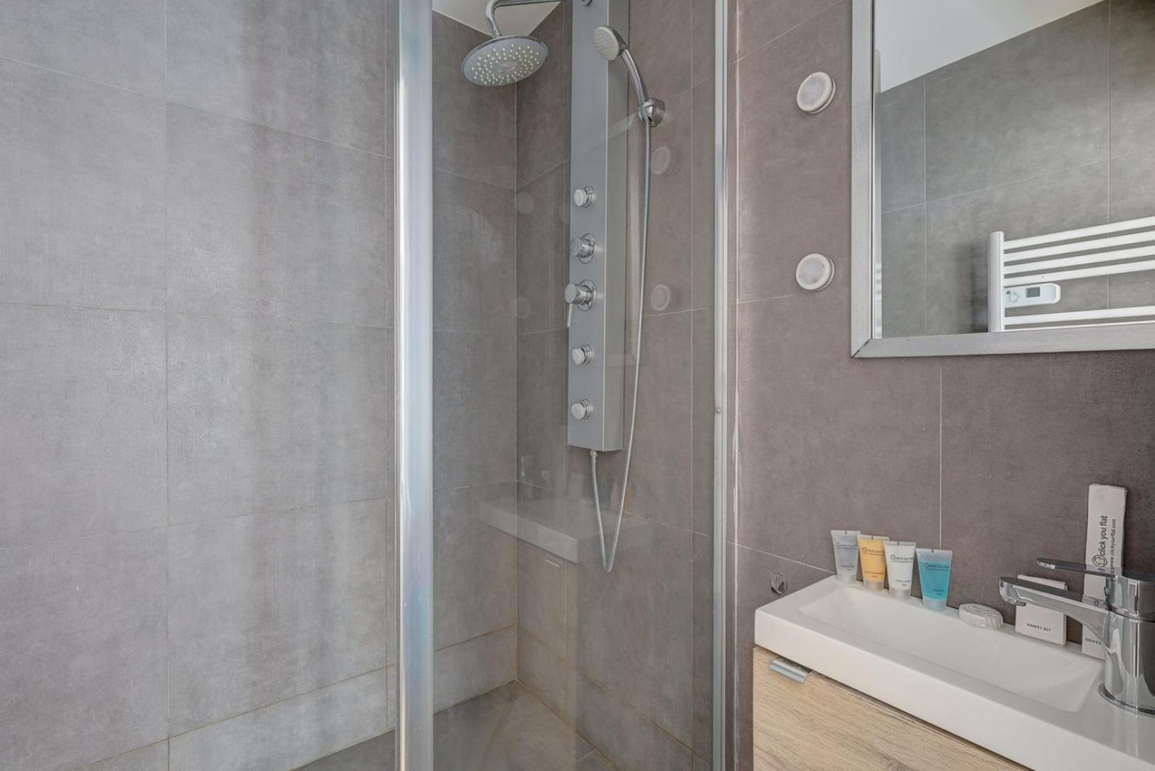 127 Suite Moshe - Superbe Appartement A Paris. Luaran gambar