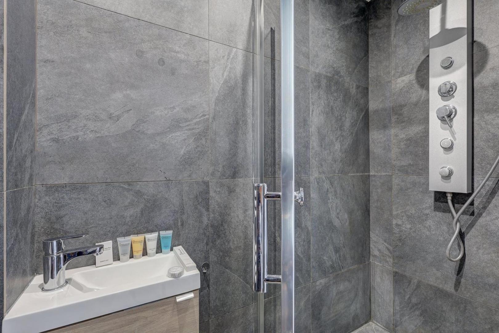 127 Suite Moshe - Superbe Appartement A Paris. Luaran gambar